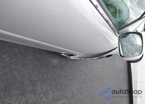 2005 Toyota Camry Le z USA, uszkodzony, nr VIN 4T1BE30K05U404456